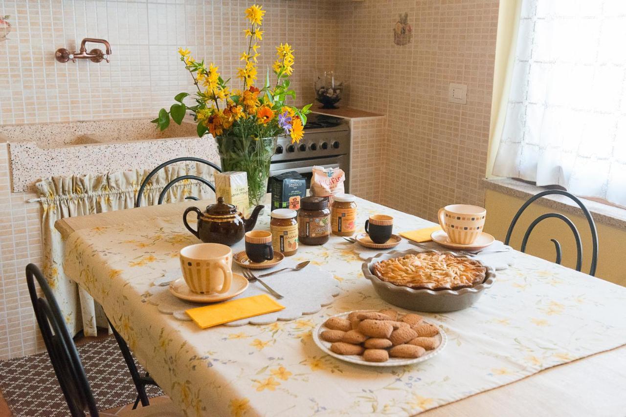 Domus Amica Bed & Breakfast Lu (Piedmont) Ngoại thất bức ảnh